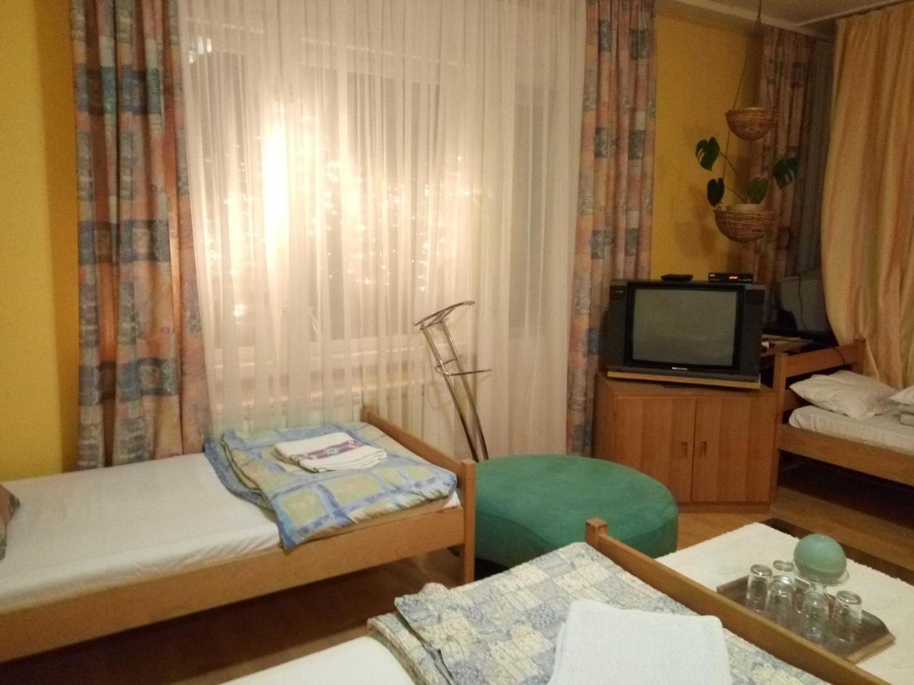 Hostel Bata Kanjiža 외부 사진